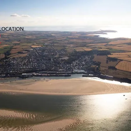 Edge Of Padstow, 2 Bedroom Luxury 帕兹托