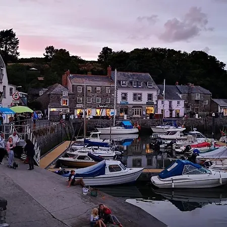 Edge Of Padstow, 2 Bedroom Luxury 帕兹托