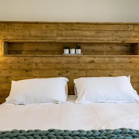 Edge Of Padstow, 2 Bedroom Luxury Lodge *